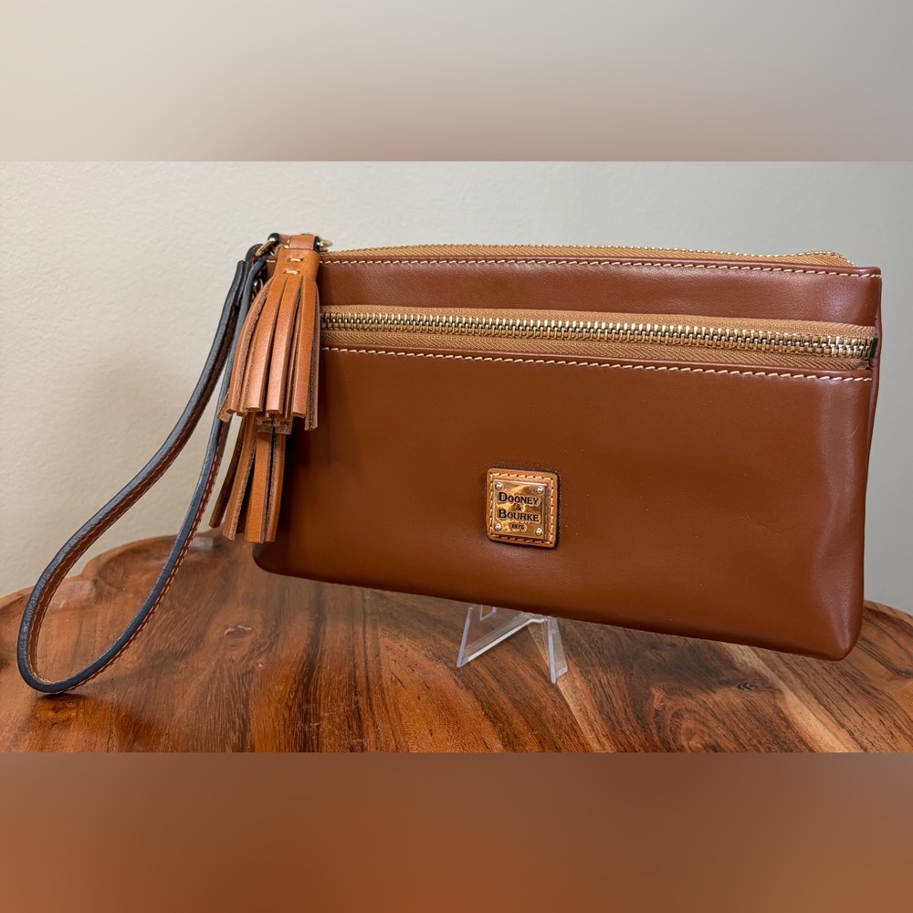 Dooney & Bourke Wexford Natural Brown Leather Double Zip Wristlet Clutch NWOT
